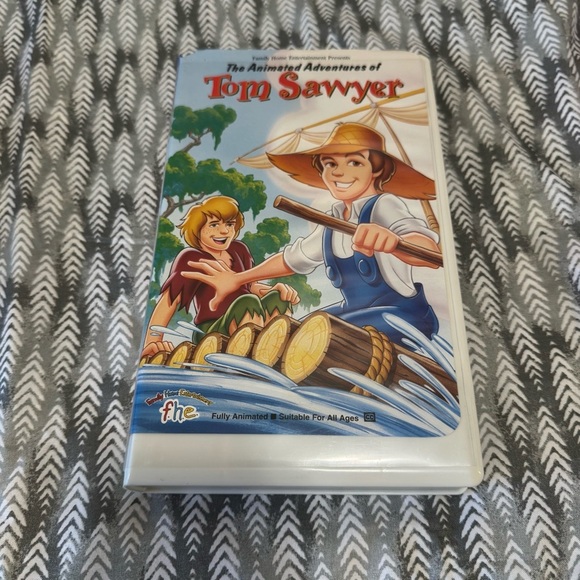 The Animated Adventures of Tom Sawyer VHS - Picture 1 of 4